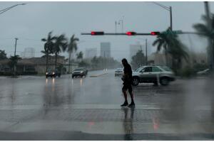 fuertes tormentas sur Florida Miami Broward