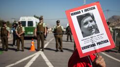 Exoficiales de Pinochet piden perdón por sus crímenes, pero las víctimas no les creen