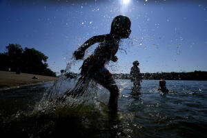 APTOPIX US Heat Wave Weather