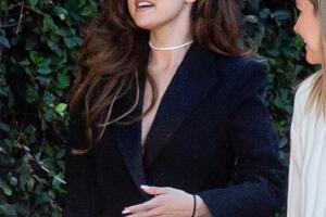 EXC Selena Gomez