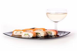 Vino-para-acompañar-sushi-3.jpg