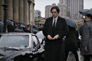 Robert Pattinson en The Batman oficial 2.jpg