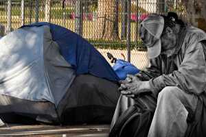 San José anuncia plan de reubicación de personas sin hogar para 2025. El plan responde a un mandato estatal para proteger las cuencas hidrográficas de contaminación.