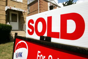 Unusually Low Mortgage Rates Cause Housing Market Boom