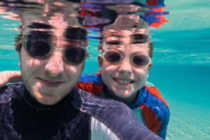 pai-filho-piscina-2.jpg