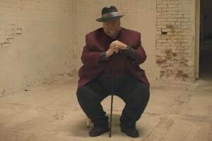 Guillermo del Toro debuta como actor en temporada 4 de ‘Barry’ HBO cameo y papel explicados (7).jpg