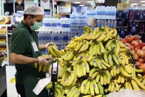 empleado supermercado.jpg