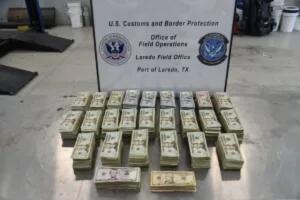 CBP Laredo decomiso dinero efectivo sin declarar puente Colombia Solidaridad arresto mujer 