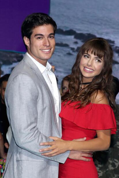 Michelle Renaud y Danilo Carrera trabajaron <b><a href="https://www.univision.com/programas/novelas/danilo-carrera-es-el-protagonista-de-la-telenovela-hijas-de-la-luna">juntos en la telenovela 'Hijas de la luna'</a></b> a inicios de 2018, donde surgió el rumor de un romance entre los protagonistas. En mayo de 2018, cuando ella anunció que se separaba de su esposo Josué Alvarado, padre de su único hijo, Marcelo, los rumores se avivaron.