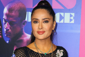 Salma Hayek look lencería premiere 'Magic Mike's Last Dance' (1).png