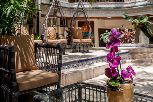 Hotel Coconut Grove