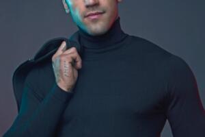 Raul Coronado, sólo para mujeres