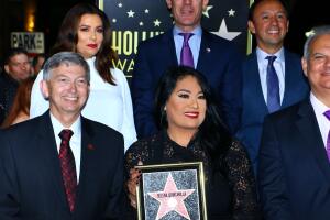 Ab Quintanilla, Angelica María y ANgélica Vale en develación de estrella de selena