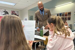 AP26110793696501 (1).jpg