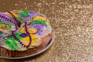 King's Cake on Gold Glitter