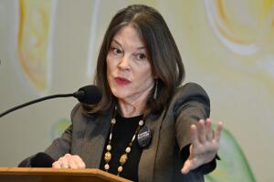 Marianne Williamson