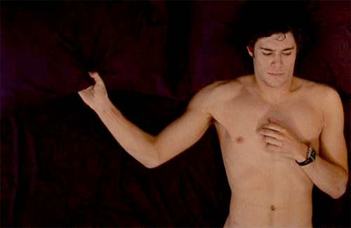 nu-pelado-envergonhado-0716-630x350.gif