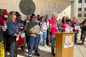 Teachers want pay ATX