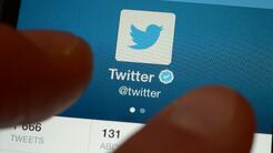 Twitter suprime la etiqueta "medio afiliado al Estado" y retira la marca azul de verificación a quienes no pagan suscripción