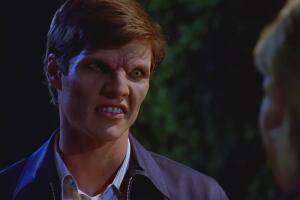 Pedro Pascal como Eddie el vampiro en ‘Buffy the Vampire Slayer’ 20th Century Fox Television.jpg
