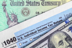 1040 With Tax Return Check and Cash