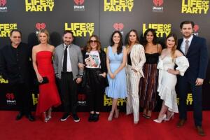 reparto ‘Life of the party’.jpg