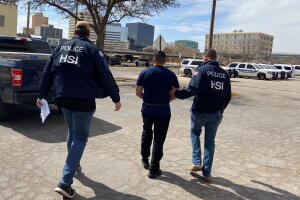 Servicio de Inmigracion y Aduanas ICE