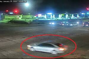 Muere un hombre disparado luego de una disputa sobre el estacionamiento en Glendale