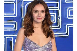 olivia-cooke-fotos-actriz-celebridad-house-dragon.jpg
