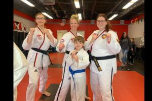 Mamá de John  muestra sigue compartiendo el día a día de su hijo