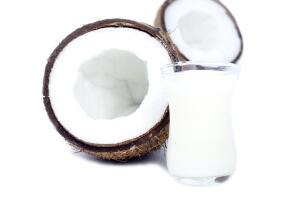 Licor-de-coco-casero-1_0.jpg