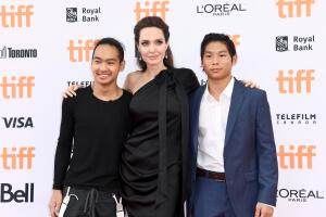 Angelina Jolie, Pax y Brad Pitt