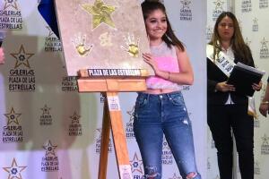 Karol Sevilla está en su momento, 21 años después cumple otro sueño de la infancia