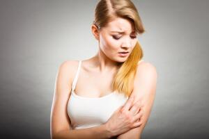 qué significan los granitos en diferentes partes del cuerpo