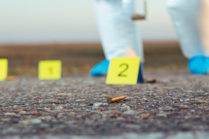 tiroteo asesinato joven mujer sobreviviente