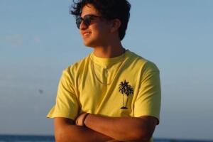 Así luce actualmente Félix Estefano, el menor de los dos hijos que tienen Alicia Villarreal y Cruz Martínez.