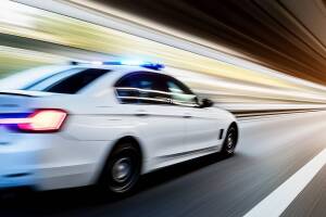chase, verfolgung, verfolgungsjad, polizei, dieb, sirene, auto, geschwindigkeit, road, bewegung, fast, automobile, auto, autofahren, automobil, strasse, blur, anfahrt, beförderung, transport, sport, r
