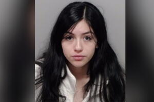 San Antonio Karla Ibarra abandono bebe policia Texas Baby Moses Law