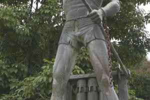 EstatuaYanga.jpg