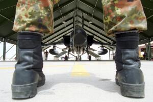 German Air Force trains near Alamogordo, New Mexico