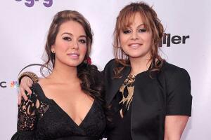 jenni_rivera_chiquis_rivera.jpg