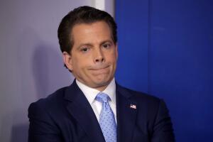 Anthony Scaramucci considera ahora que la retórica de Trump es "inaceptable" porque divide al país.   