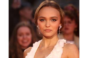 lily-rose-depp-fotos.jpg