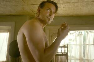 Bradley Cooper en Nightmare Alley.jpg