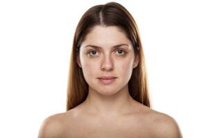 mujer_con_rostro_cansado.jpg