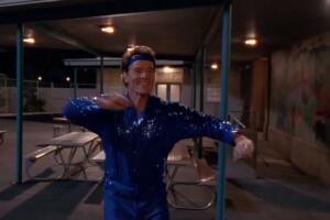 Hal patinando - Escenas de Bryan Cranston en Malcolm in the Middle.jpg
