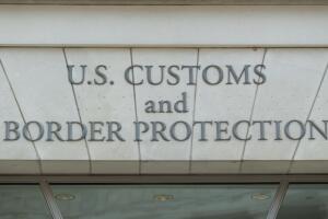 escuelas iglesias Houston ICE inmigración arrestos