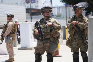 Juez ordena a Trump devolver control de la Guardia Nacional de California al estado.