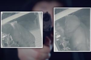 Hombre roba vivienda con pistola en mano.