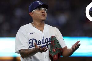 bobbleheads Julio Urías Dodgers de Los Ángeles arresto violencia doméstica 